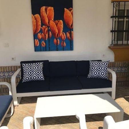 Villa El Magnolio à Chiclana de la Frontera Extérieur photo