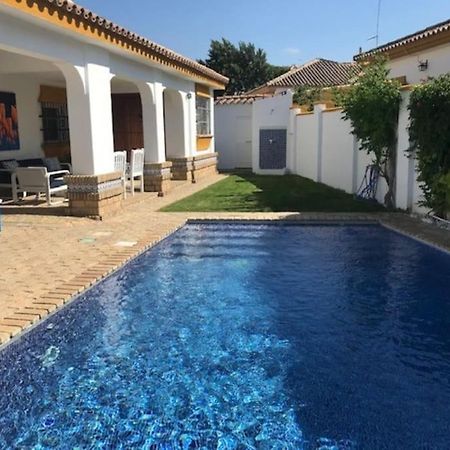 Villa El Magnolio à Chiclana de la Frontera Extérieur photo