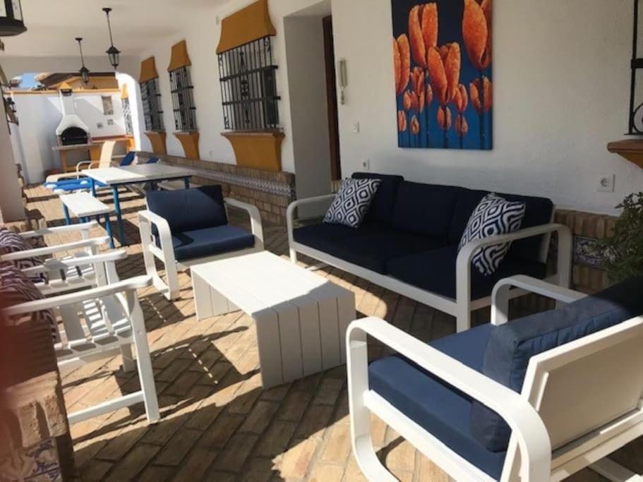 Villa El Magnolio à Chiclana de la Frontera Extérieur photo